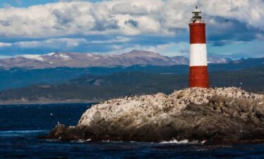 El Faro Les Eclaireurs, símbolo de Ushuaia. Aventura en Ushuaia