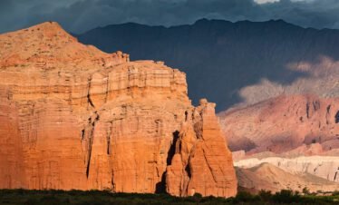 Cafayate fascinante por sus formaciones rocosas